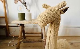 Studio Girafe, style bohème et atypique, Curistes